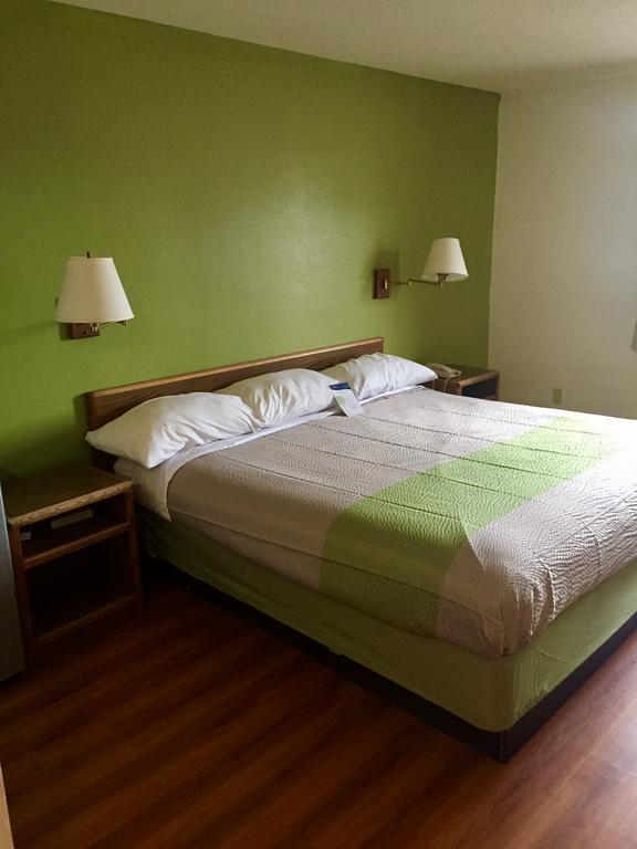 Hotel 6-fargo, Nd - South 2*