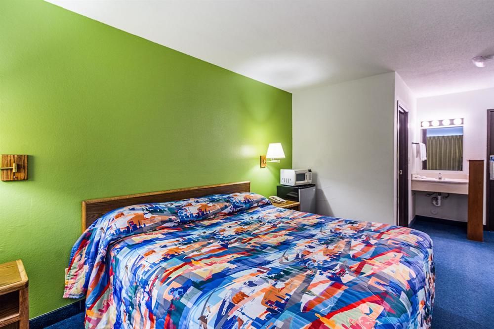 Hotel 6-fargo, Nd - South 2*
